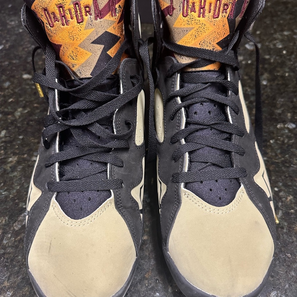Jordan 7 Retro Olive - Picture 3 of 8